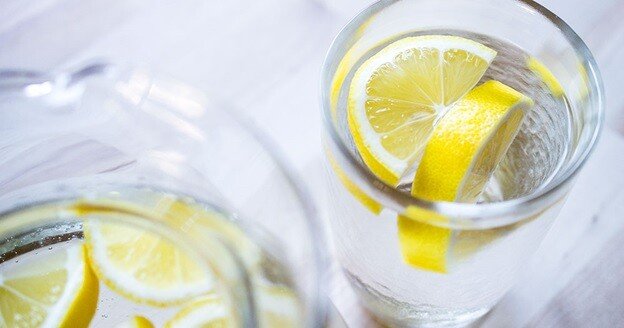 Lemon water to detox