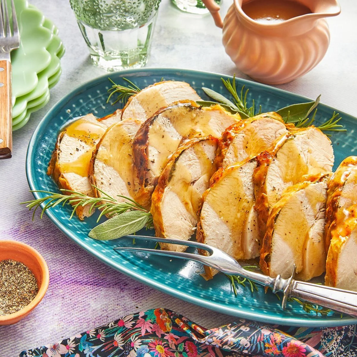 healthy-christmas-recipes-air-fryer-turkey-breast-1667843239